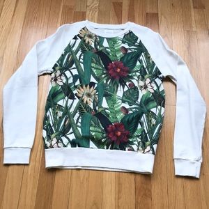 Zara. Floral Sweatshirt.